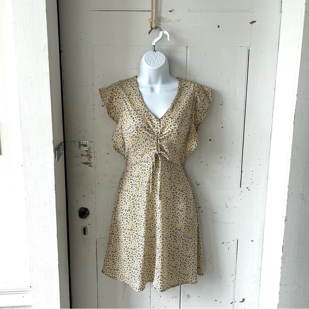 Monteau Light Yellow & Blue Ditsy Floral Flutter Sleeve Mini Dress